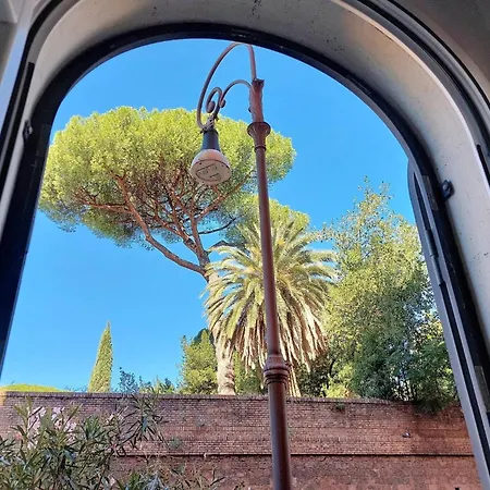Historic Center Colosseum 2br 2ba Metro *