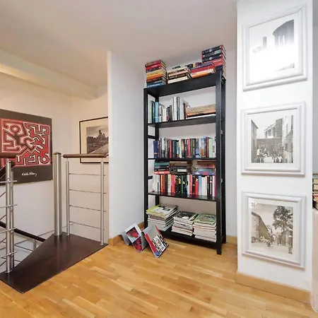 Historic Center Colosseum 2br 2ba Metro * Rom